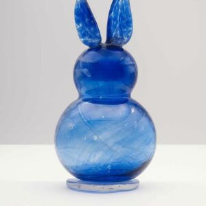Lapin en cristal bleu