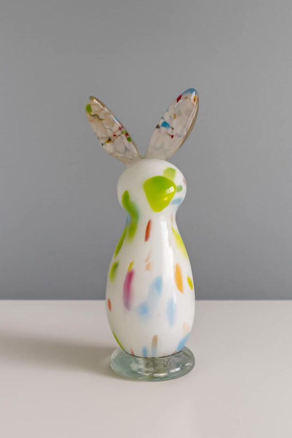 Petit lapin multicolore